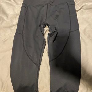 Zyia light n tight with pockets